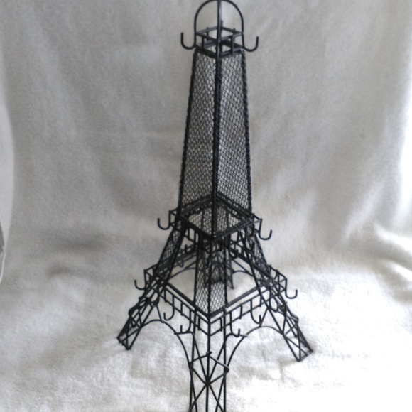 Accents Eiffel Tower Wire Stand 17in X 7in Free Shipping Poshmark